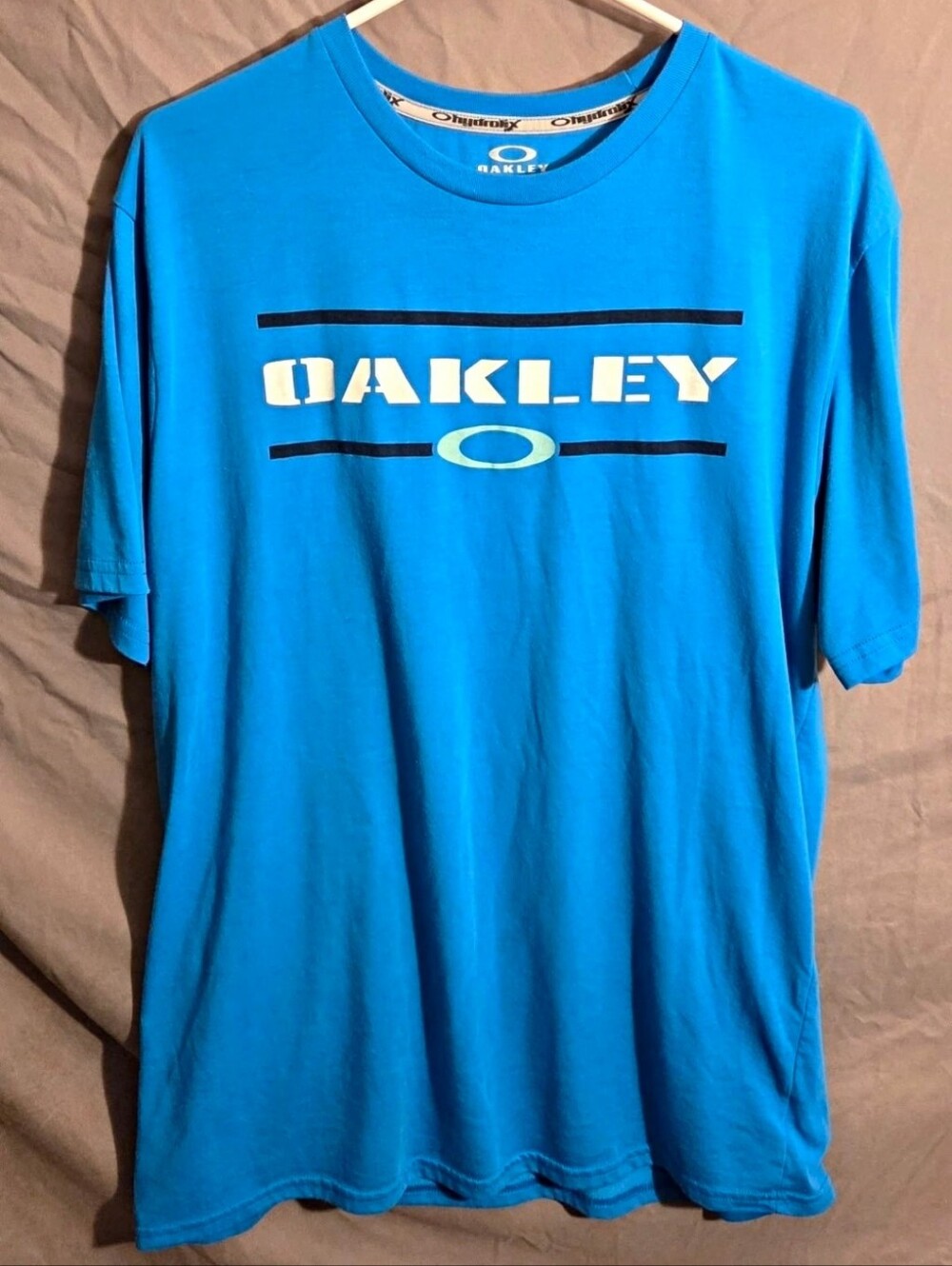 Oakley Hydrolix Men's Graphic Logo T-Shirt Blue Size XL Regular Fit Crew Neck